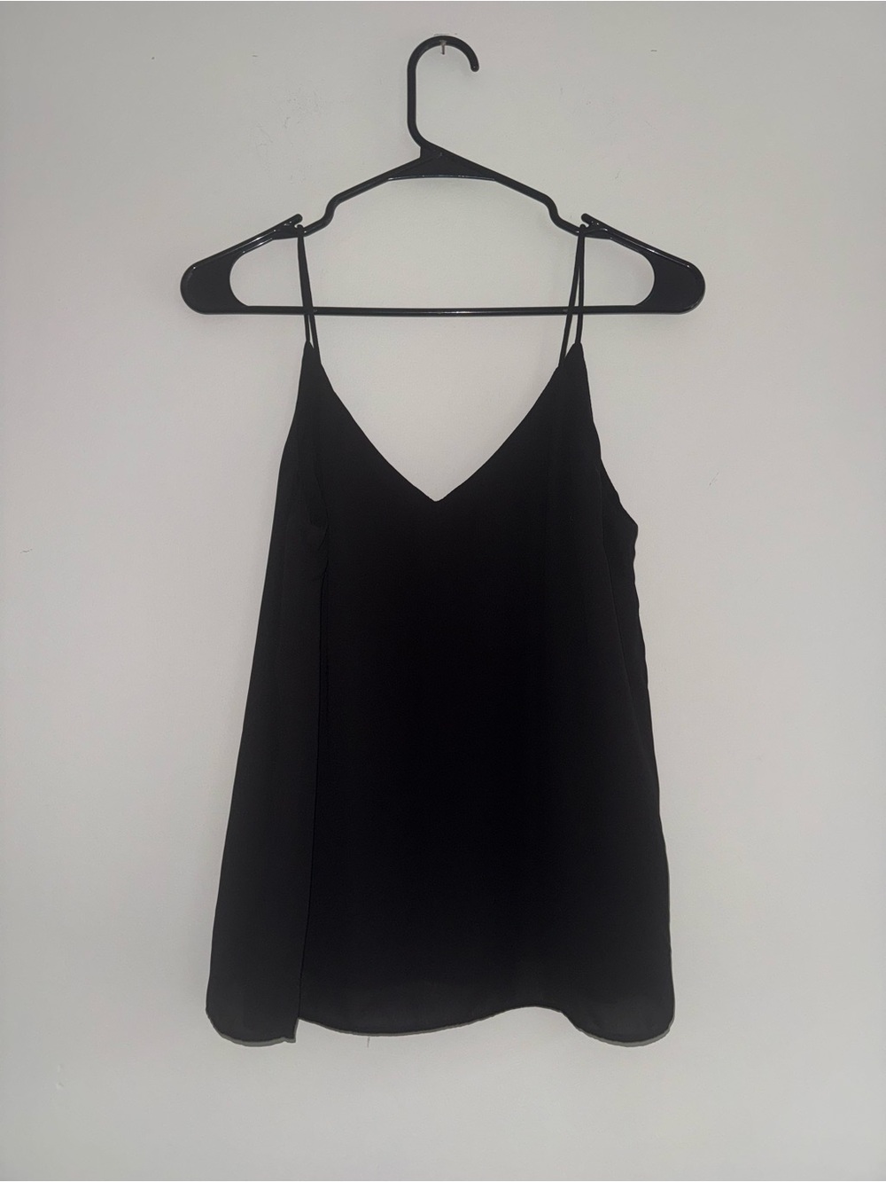 H&M V-Neck Tank Top. Black. Size XS.